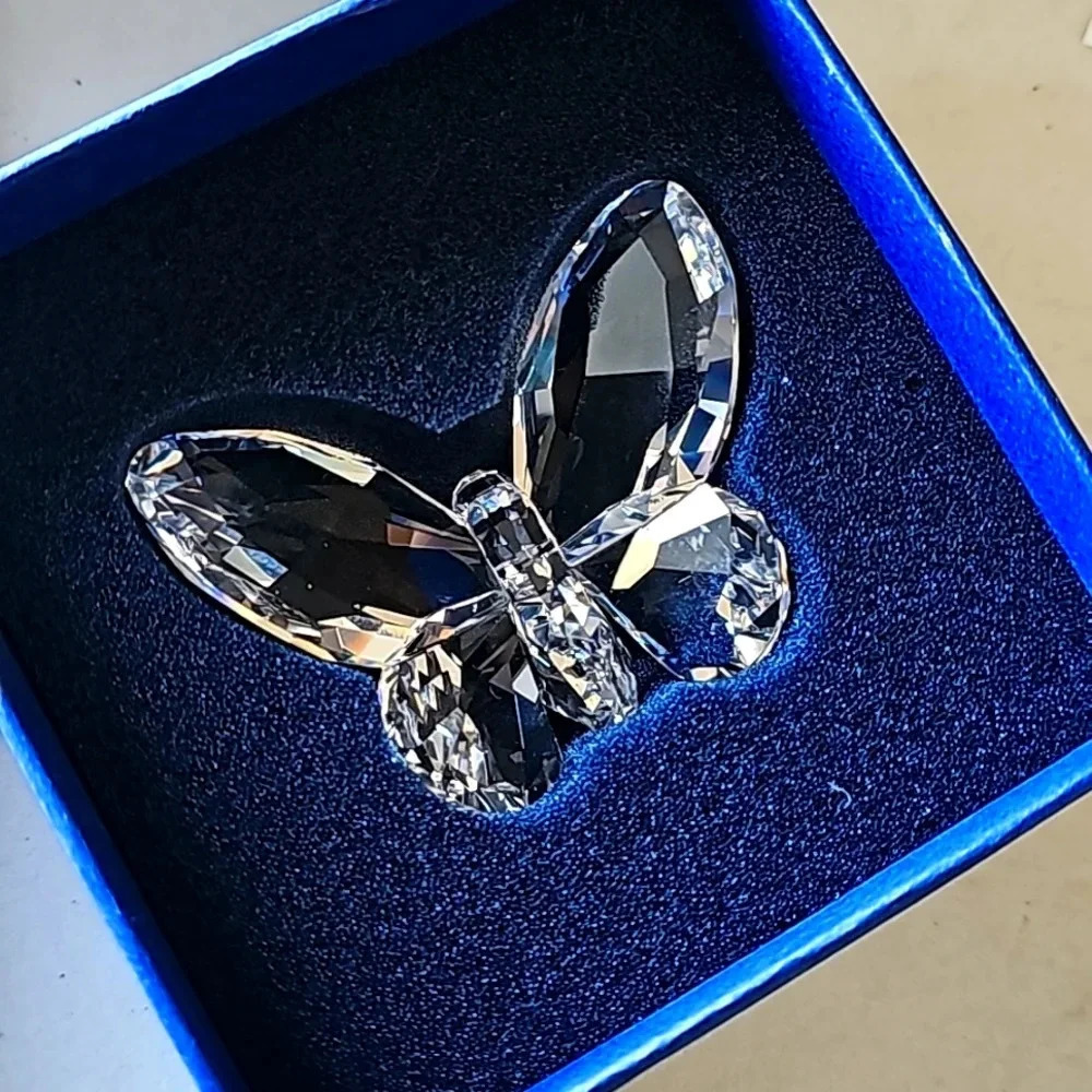 NIB Authentic Swarovski Large Brilliant Butterfly Crystal Clear Figurine #840429